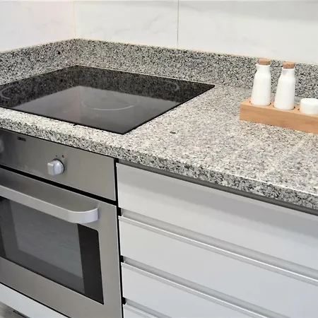 Apart. Madeira 4 פונשל